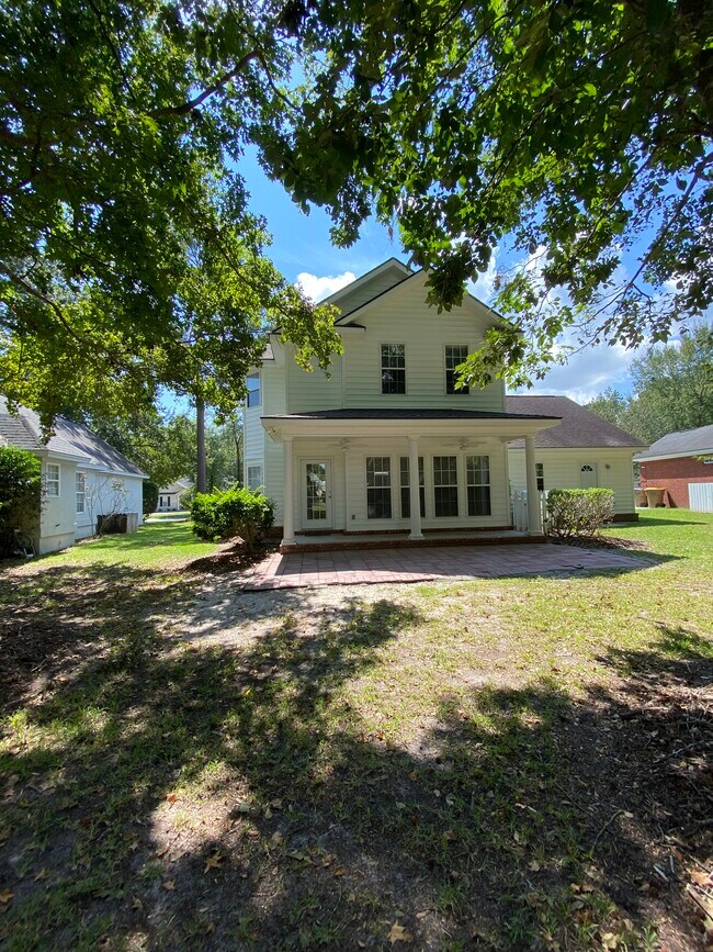 Back - 105 Marshview Dr
