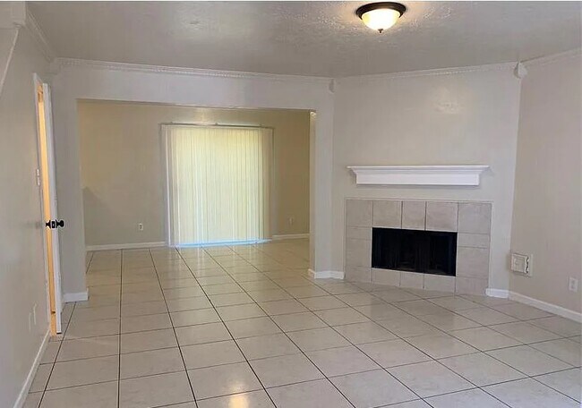 Building Photo - 8819 Roaring Point Dr