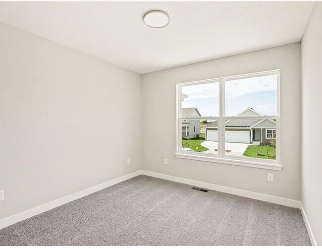 Building Photo - 3545 Corbin Dr