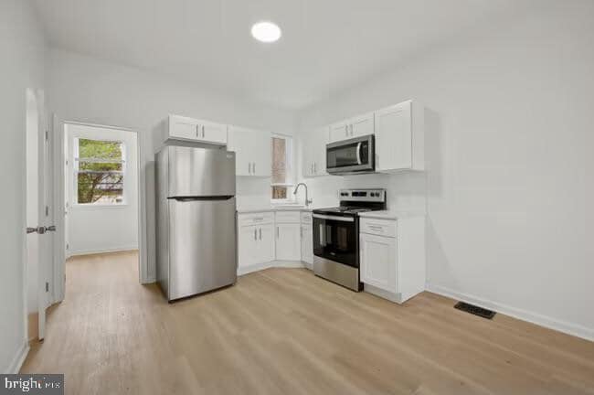 Building Photo - 5931 N Norwood St