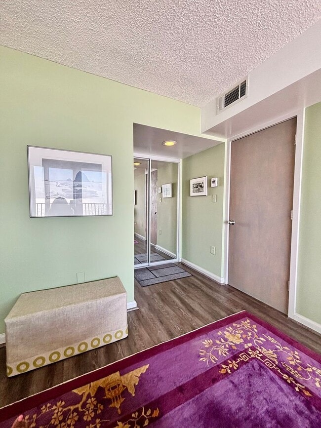 Building Photo - 3800 Oceanfront