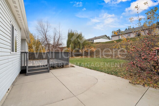 Building Photo - Welcome to Cheney