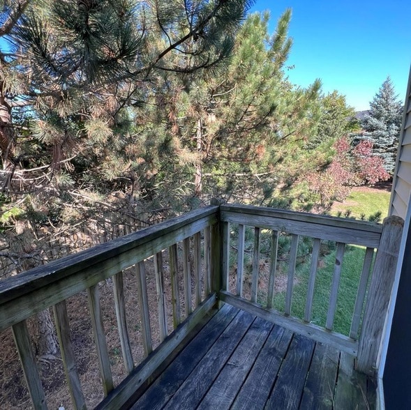 Building Photo - 1169 Shorewood Ct
