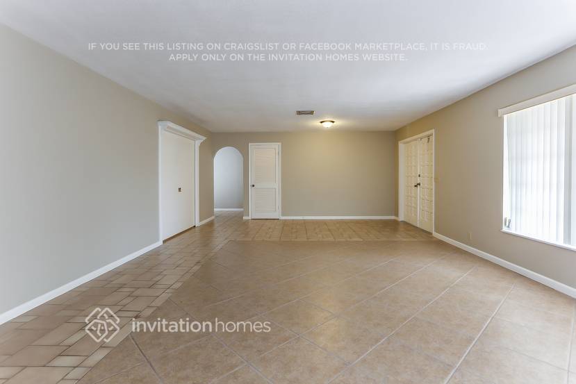 Building Photo - 232 Gleneagles Dr