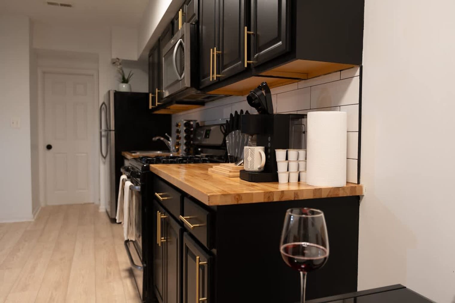 Building Photo - 1255 Raum St NE