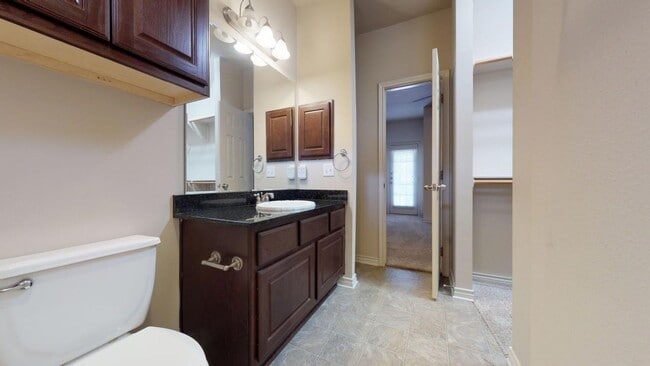 Building Photo - 145 Forest Dr Loop