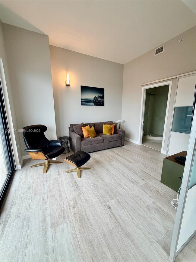 Building Photo - 45 SW 9th St