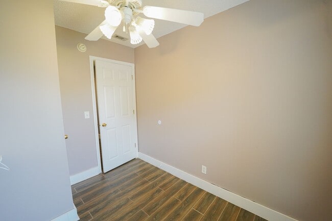 Building Photo - Coming Available!