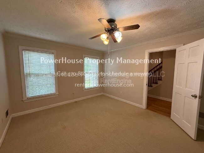 Building Photo - 3209 Henderson Walk
