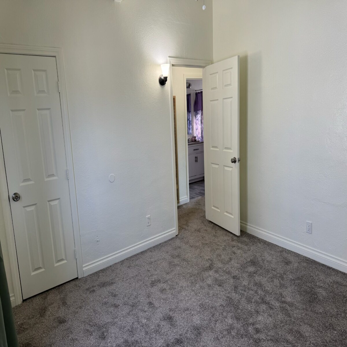 Building Photo - 590 Durham St