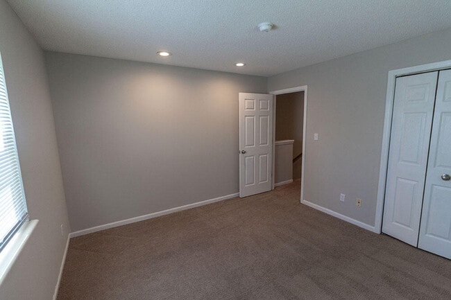 Building Photo - 3602 Hermitage Rd