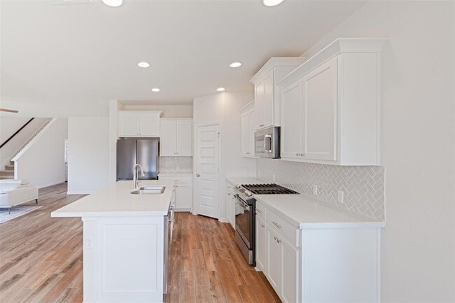 Building Photo - 521 Calmo Ct
