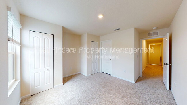 Building Photo - 7623 Legacy Trl