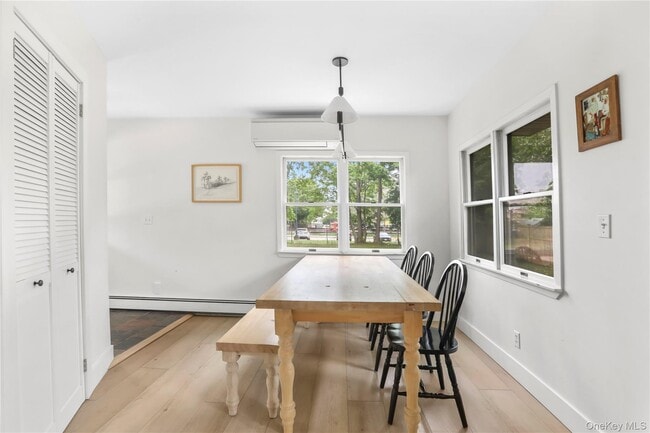 Building Photo - 45 N Howells Point Rd