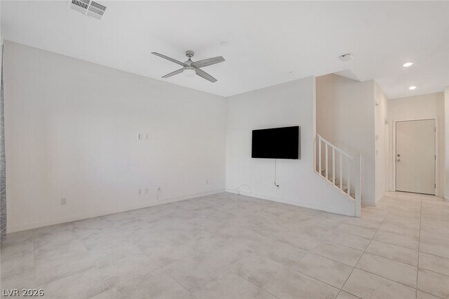 Building Photo - 965 Nevada State Dr