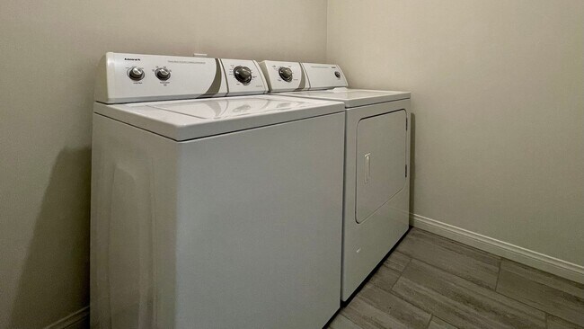 Building Photo - Single-Level 3-Bedroom House in Righetti Ranch with Air Conditioning