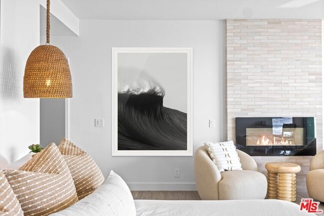 Building Photo - 26508 Latigo Shore Dr