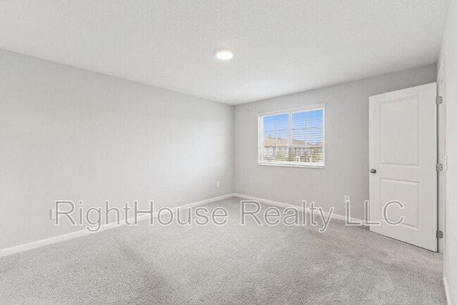 Building Photo - 212 Beautyberry Ln