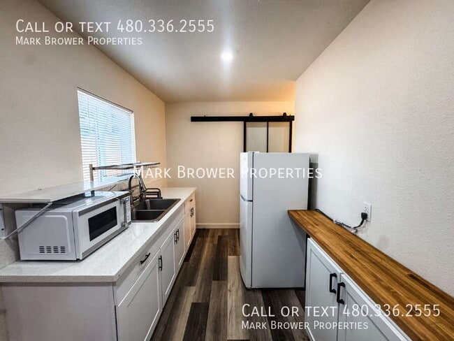 Building Photo - 2801 N 17th Pl