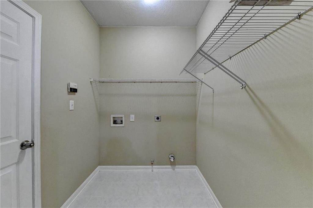 Building Photo - 1558 Macy Ln