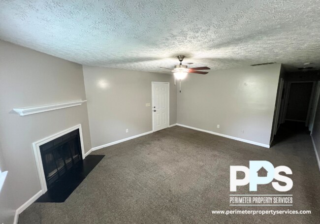 Primary Photo - 5917 Summerglen Ln