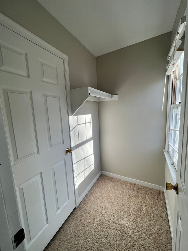 Building Photo - 2508 Crosstimbers Terrace