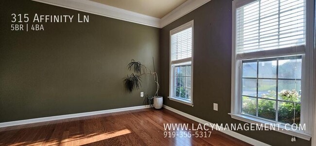 Building Photo - 315 Affinity Ln