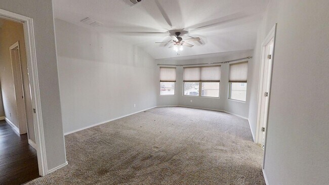 Building Photo - 2915 Thunder Gulch