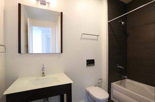 Building Photo - Heart of Wicker Park: CONDO-QUALITY 3-BED, 2-BATH | PETS OK | PARKING