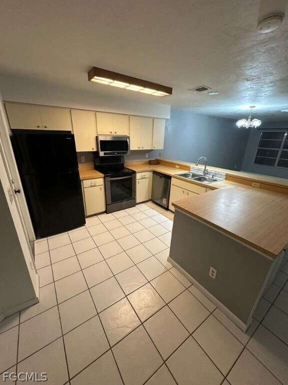 Building Photo - 1604 Ridgecrest St