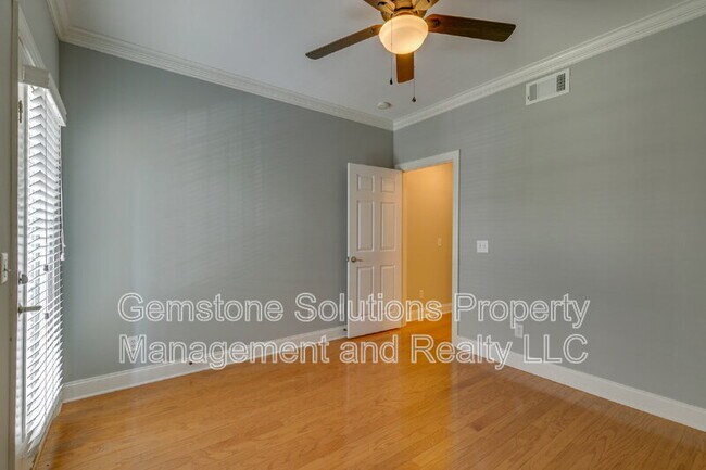 Building Photo - 3201 Aspen Grove Dr