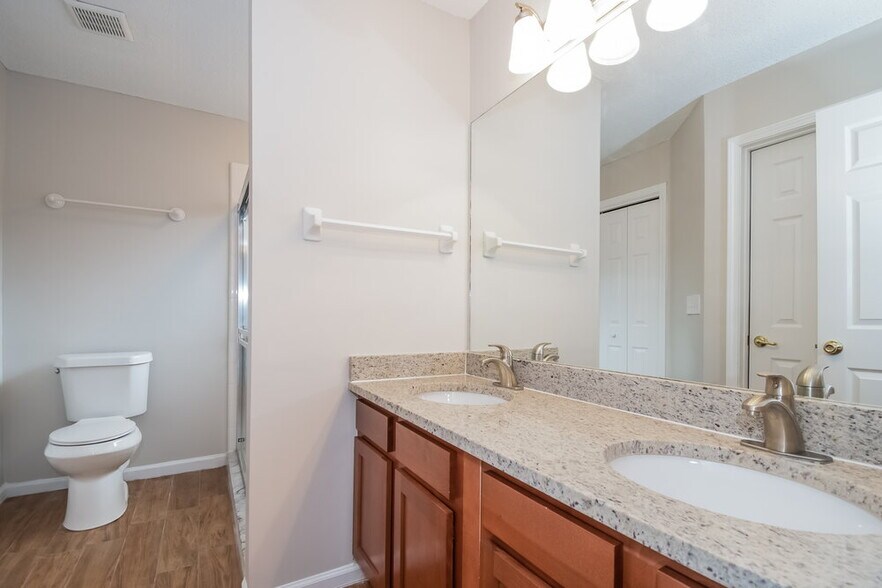 Building Photo - 3744 Eagle Ridge Dr