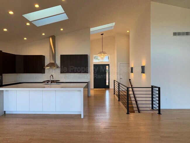 Building Photo - 14973 W 32nd Dr