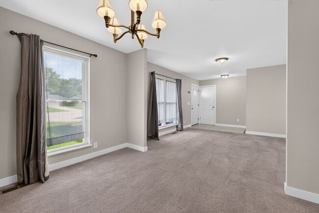 Building Photo - 3689 Whispering Woods Dr