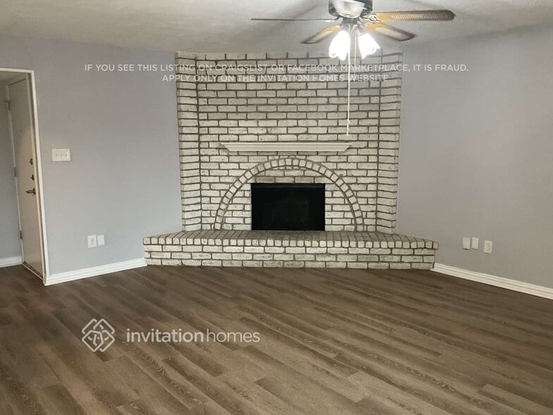 Building Photo - 5508 Russell Dr