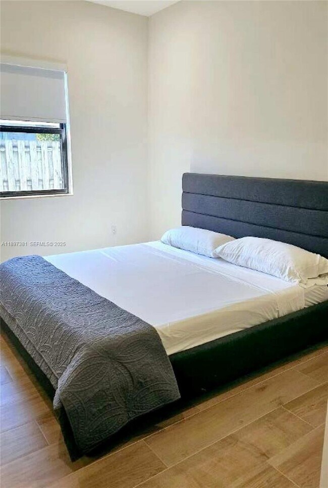 Building Photo - 3409 Diane Dr