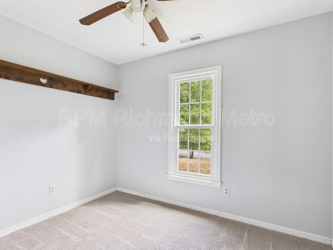 Building Photo - 11220 Sunfield Dr