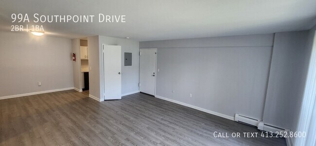 Building Photo - 99 Southpoint Dr