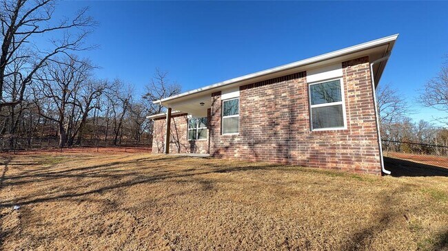 Building Photo - 17290 Lantana Lp