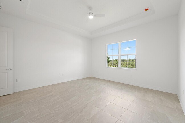 Building Photo - 10724 Northbrook Cir