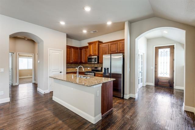 Building Photo - 1722 Sherwood Dr