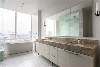 Building Photo - 1 Franklin St