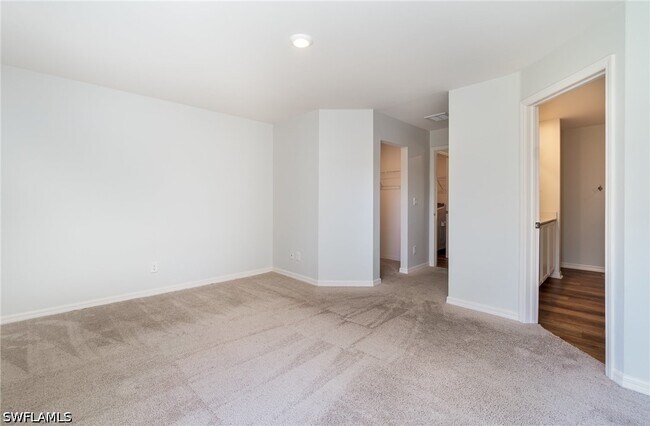 Building Photo - 165 Blackstone Dr