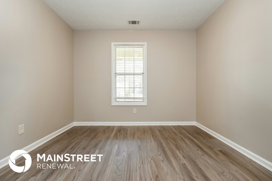 Building Photo - 5791 Mistyview Dr
