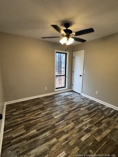 Building Photo - 6885 Kingsgate Dr