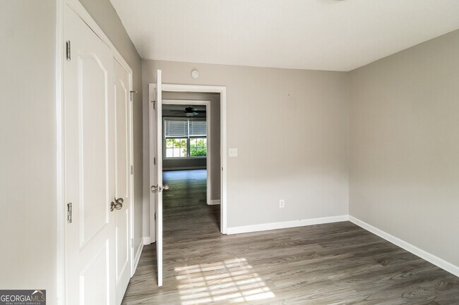 Building Photo - 50 Hastings Ln