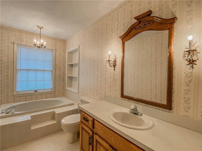 Building Photo - 255 Starritt Ln
