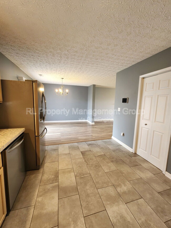 Building Photo - 1536 Magoffin Ave