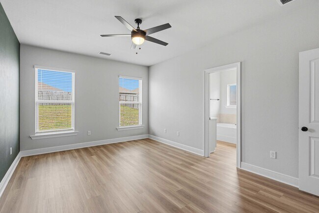 Building Photo - 4630 Jayhawk Dr
