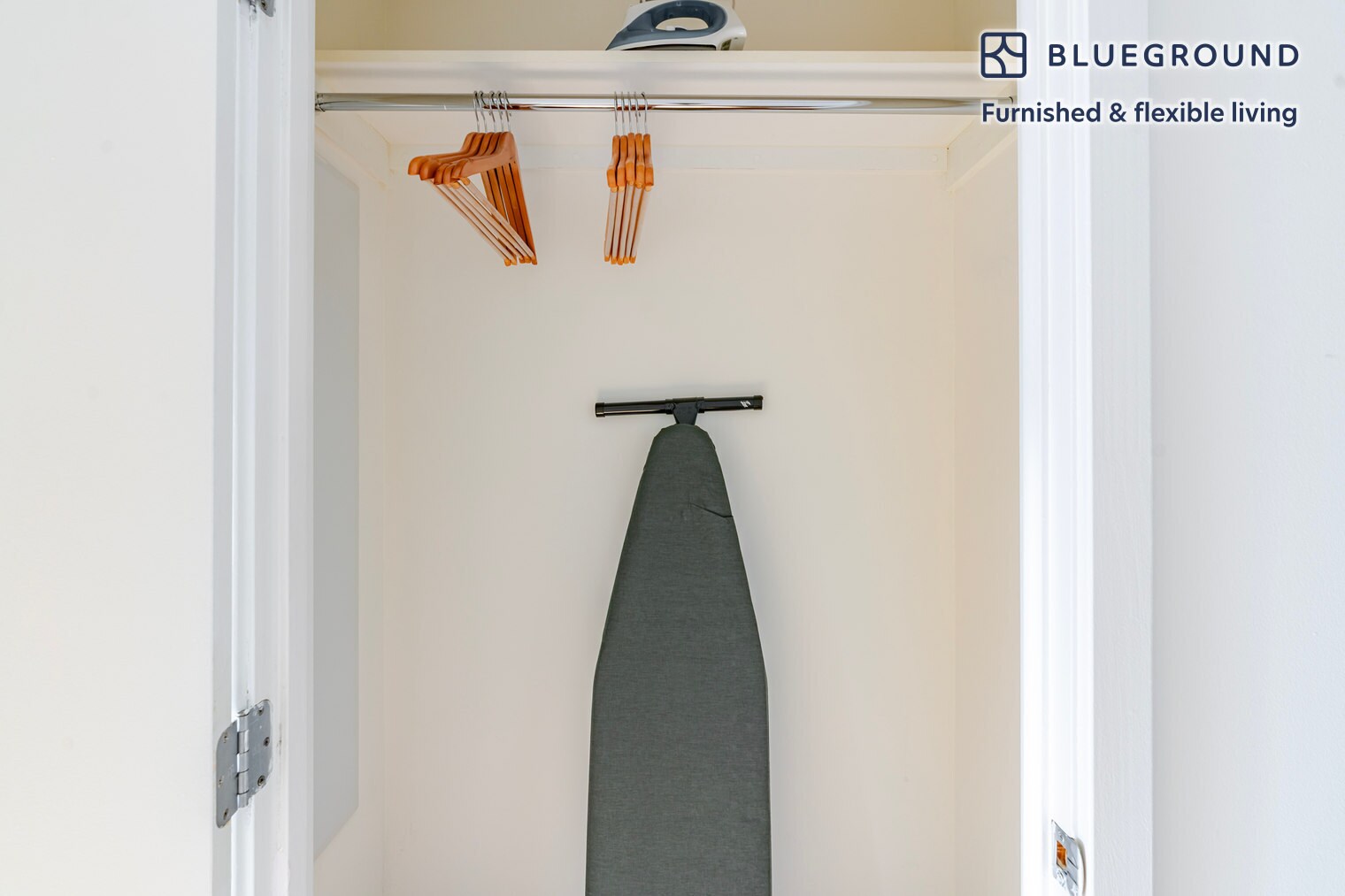 Building Photo - 1212 4th St SE